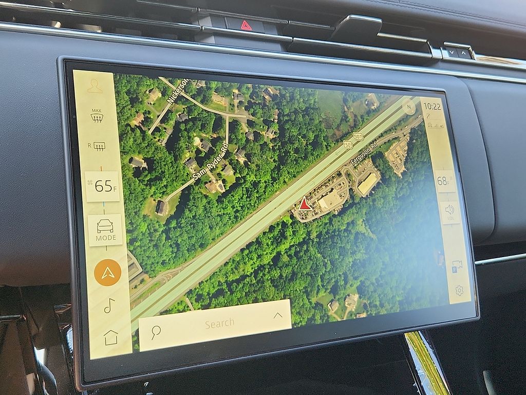 Thumbnail: 2026 Land Rover Range Rover Sport - 18