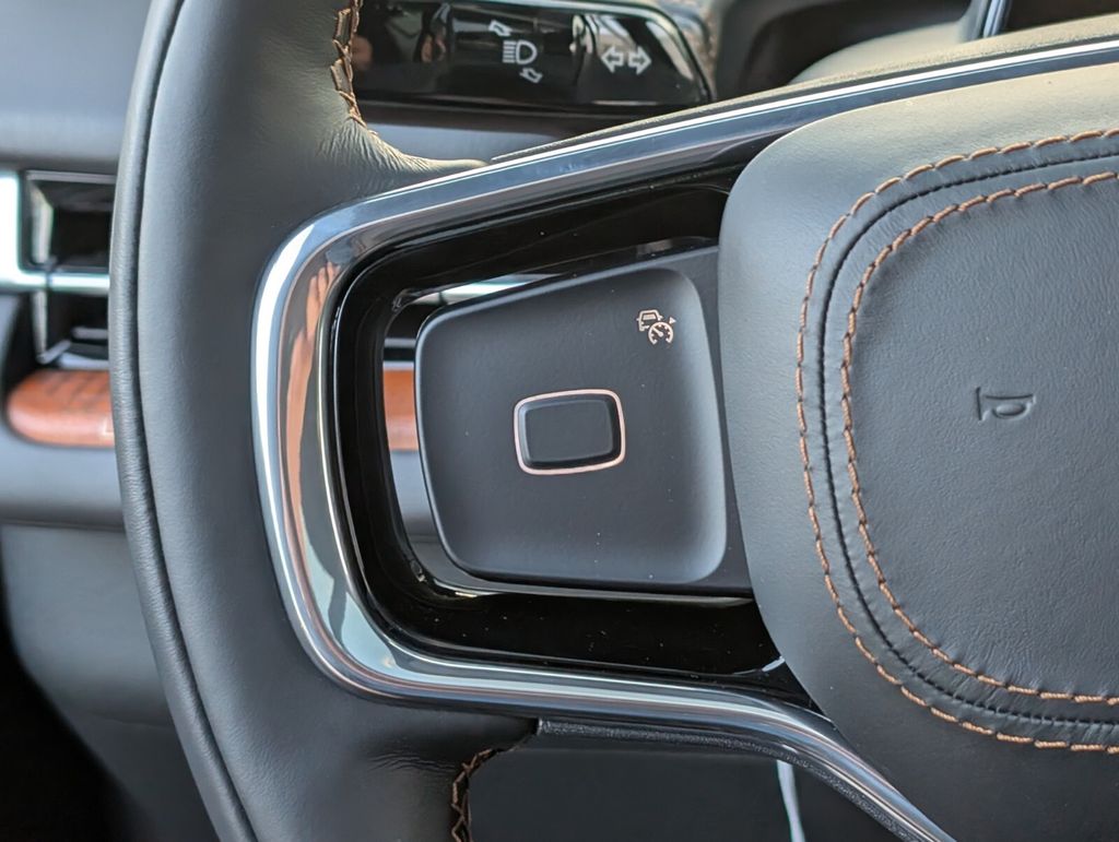 new 2026 Lincoln Navigator L car, priced at $125,420