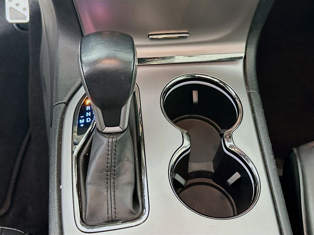 used 2021 Jeep Grand Cherokee car, priced at $27,985