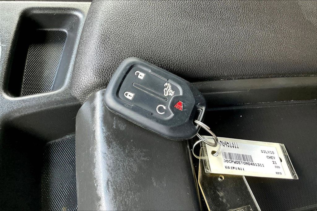 Used 2021 Chevrolet Silverado 1500 RST 4D Crew Cab
