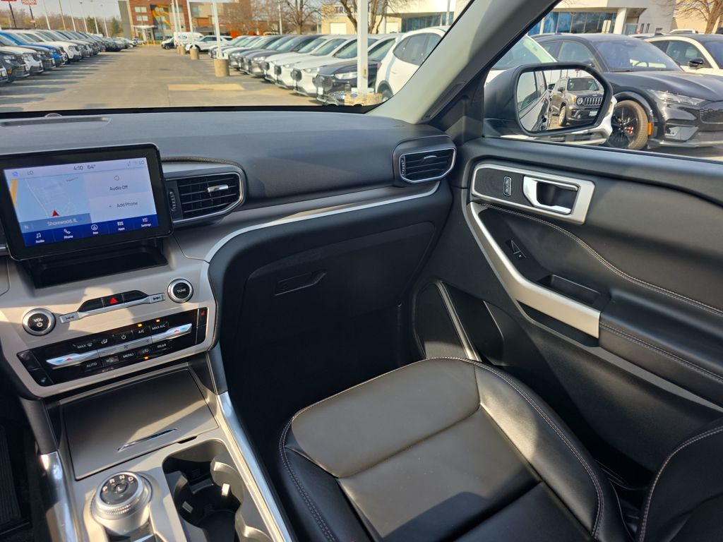 Certified Used 2023 Black Ford XLT image 24