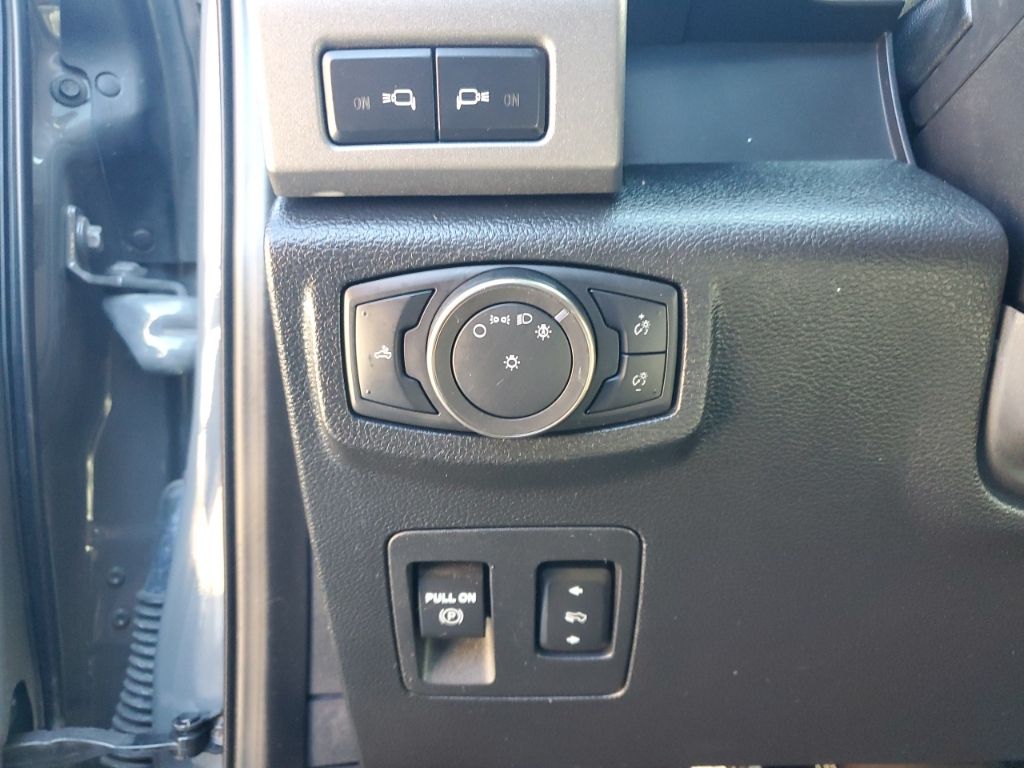 Used Car 2020 Ford F-150  Raptor For Sale Under $50,000 In Austin, Texas