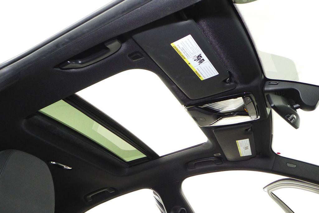 Thumbnail: 2019 BMW 3 Series - 18