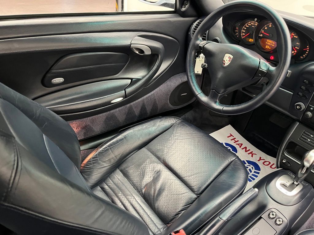 Thumbnail: 2002 Porsche 911 - 29