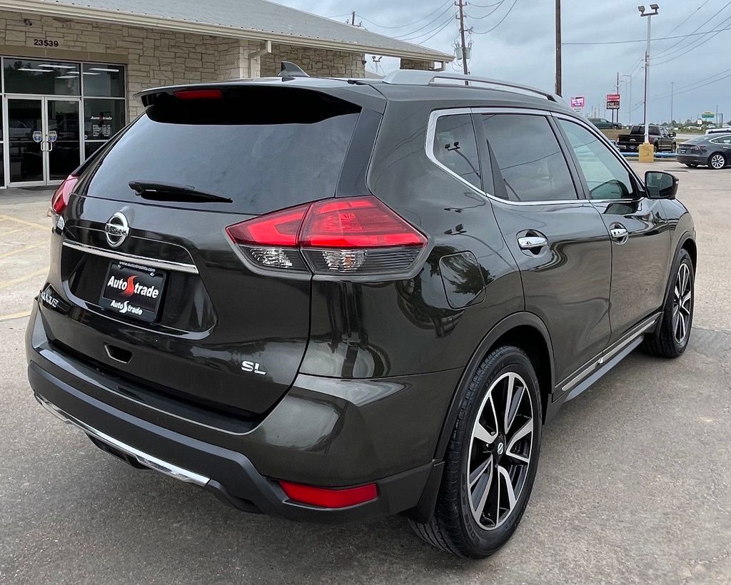 2017 Nissan Rogue SL Black at Autostrade