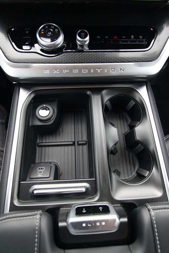 New 2026 Ford Expedition SUV