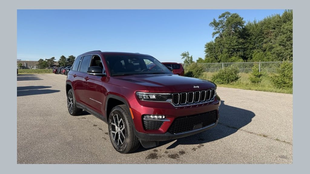 Velvet Red Pearlcoat 2025 Jeep Grand Cherokee SUV / Crossover Four-Wheel Drive 8-Speed Automatic