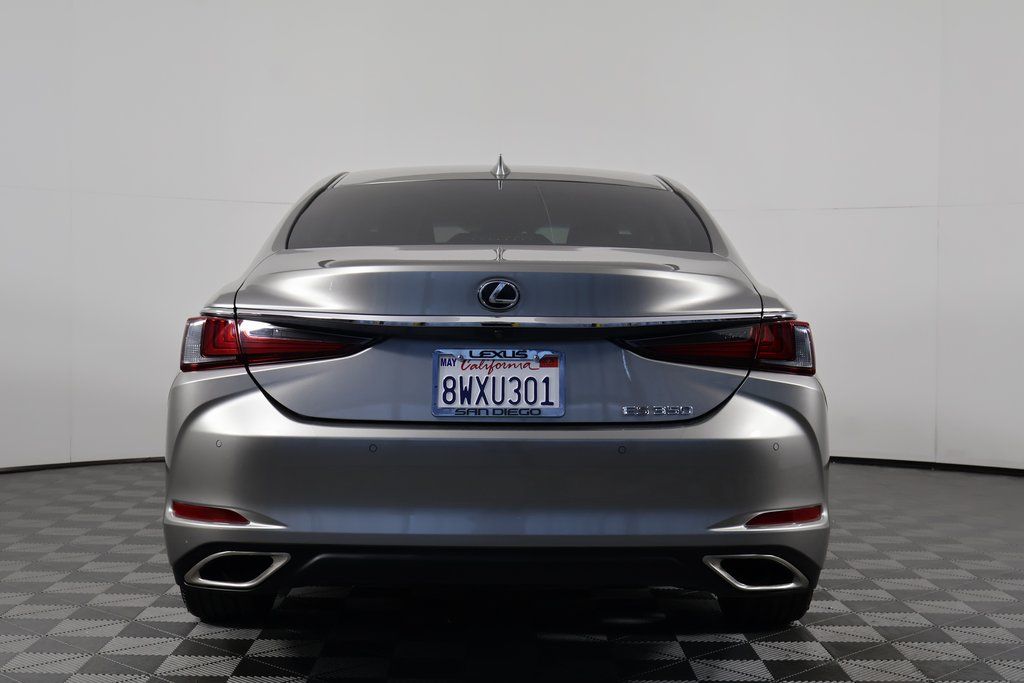 Thumbnail: 2019 Lexus ES - 5