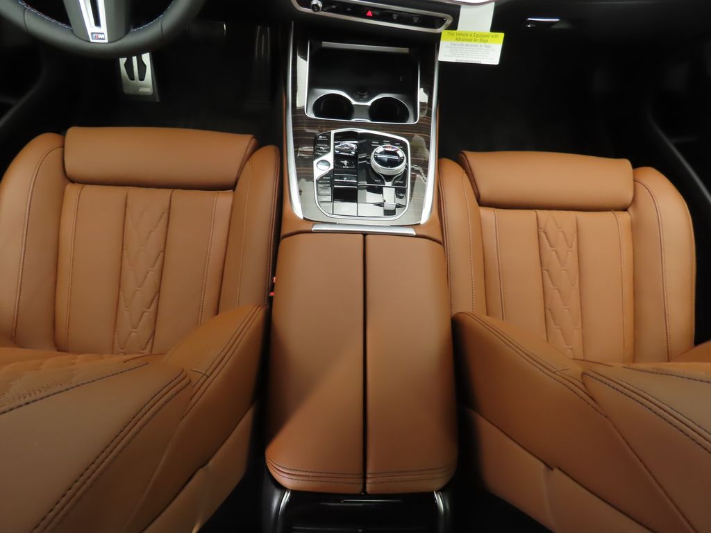Thumbnail: 2026 BMW X7 - 17