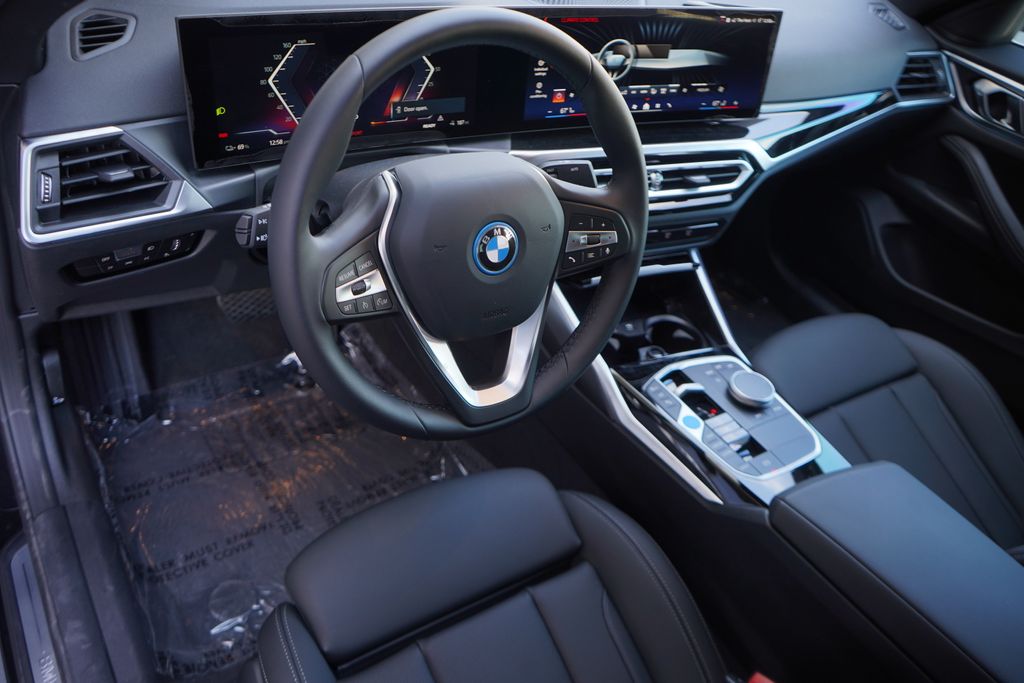 2024 BMW i4 xDrive40 11