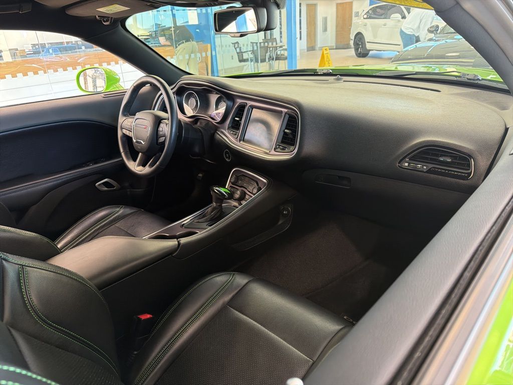 Thumbnail: 2015 Dodge Challenger - 14