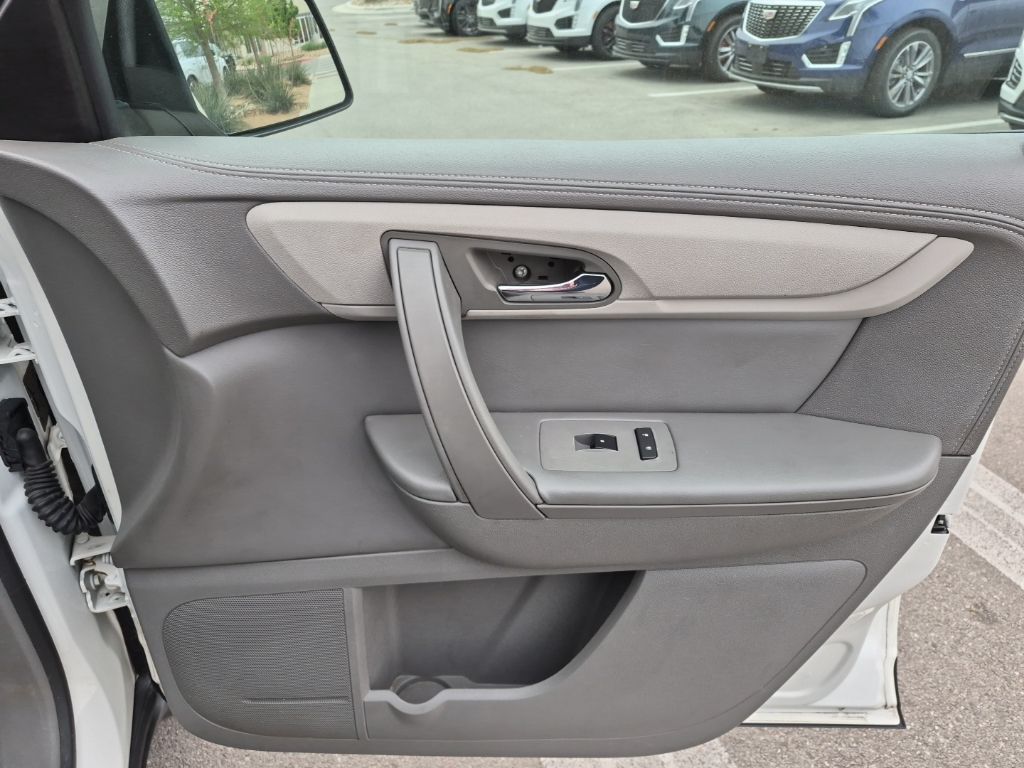 Used Car 2015 Chevrolet Traverse  Ls For Sale Under $10,000 In Austin, Texas