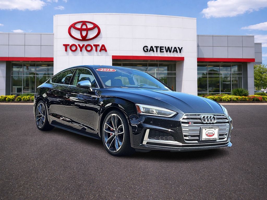 Thumbnail: 2019 Audi S5 - 3