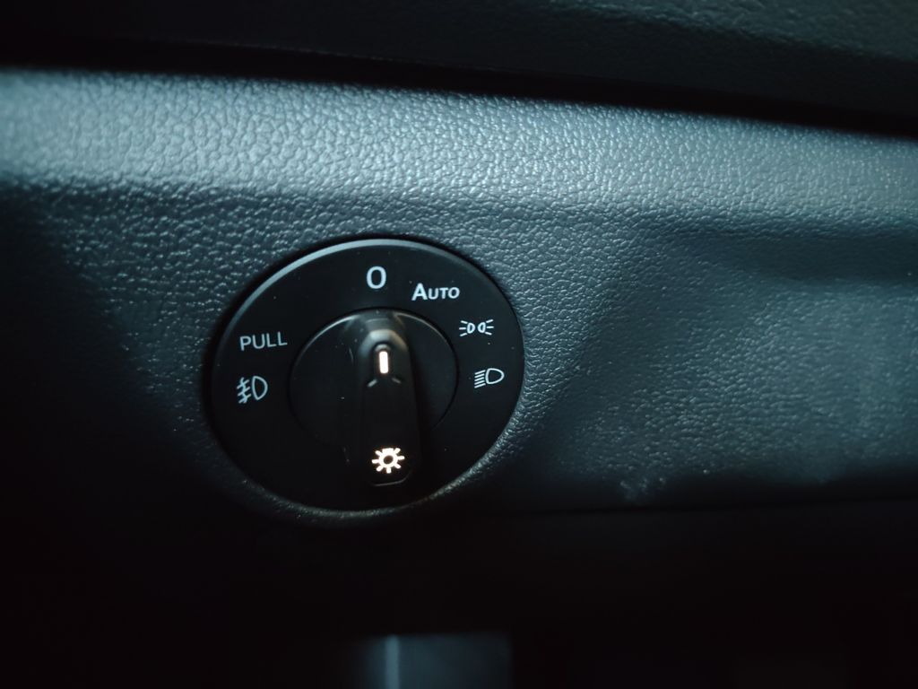 Used Car 2019 Volkswagen Jetta  Sel Premium For Sale Under $25,000 In Austin, Texas