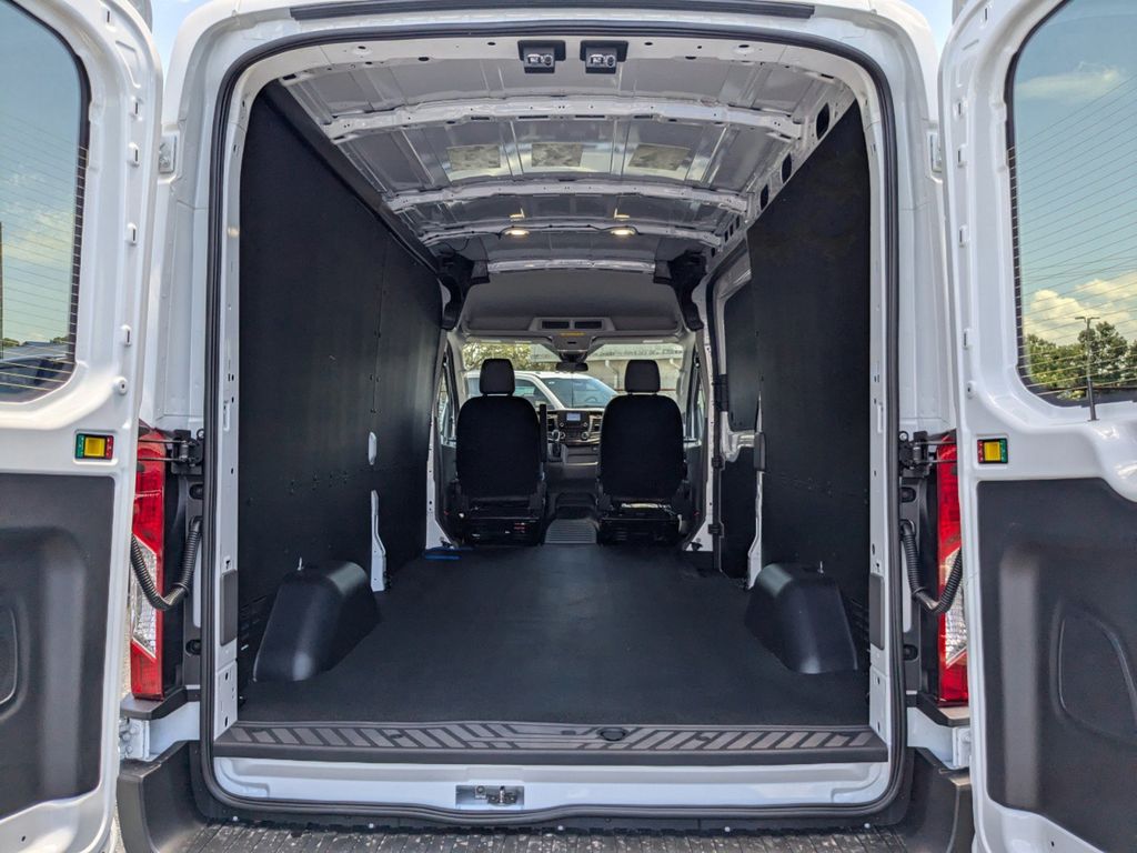 2025 Ford Transit 250