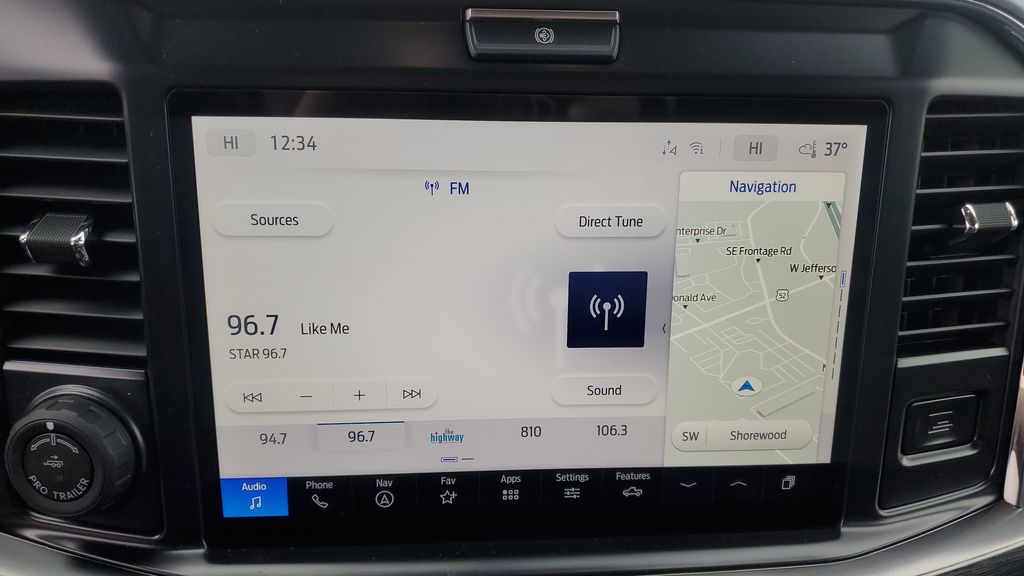 New 2026 Gray Ford Lariat image 32