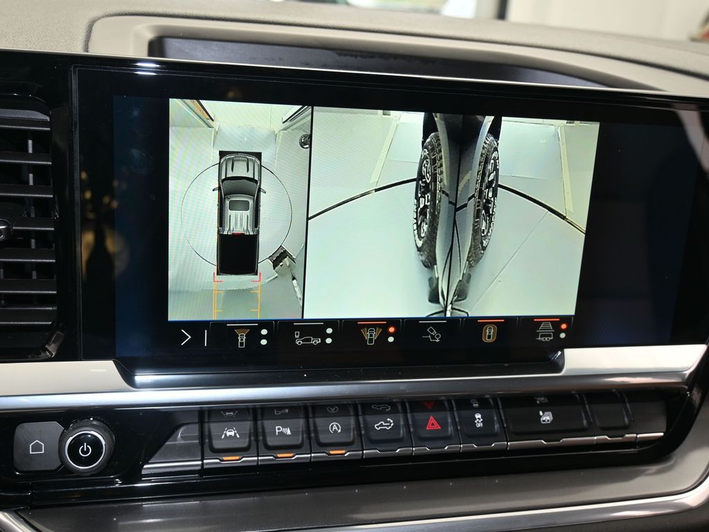 Used 2025 Black Chevrolet High Country image 23