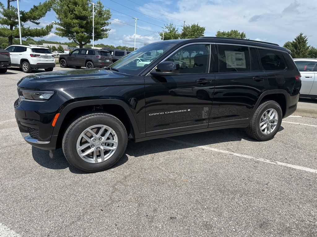 2025 Jeep Grand Cherokee L Laredo - Photo 15
