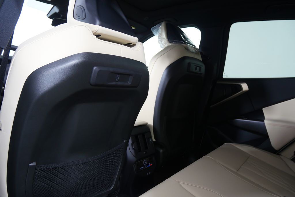 2025 BMW X3 3.0i 16