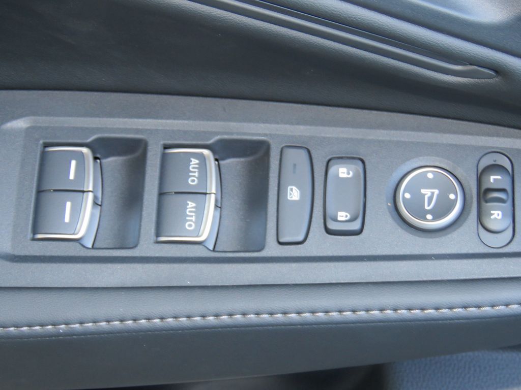 Thumbnail: 2025 Honda Accord - 23