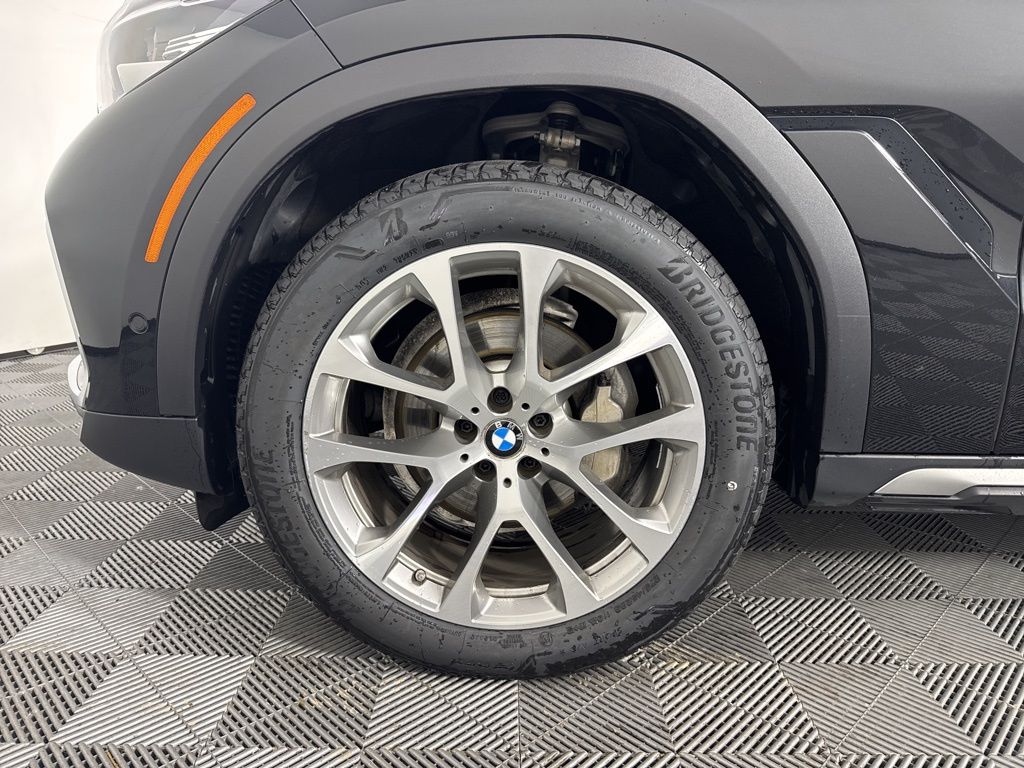 Thumbnail: 2023 BMW X6 - 8