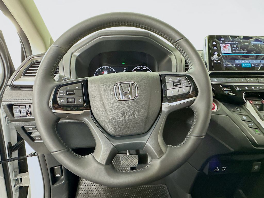 2025 Honda Odyssey EX-L 10