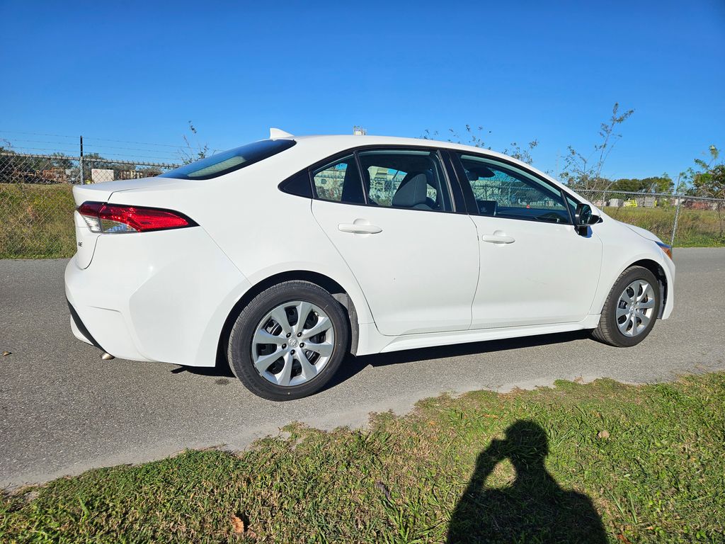 2021 Toyota Corolla LE 5