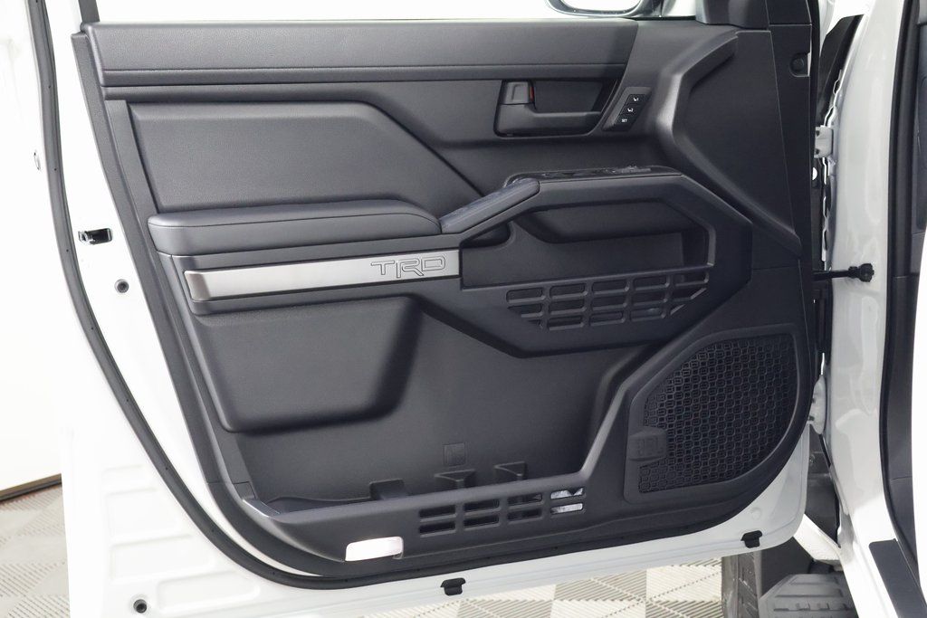 Thumbnail: 2026 Toyota 4Runner - 7
