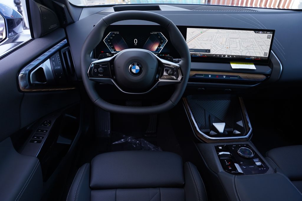 Thumbnail: 2026 BMW X3 - 13