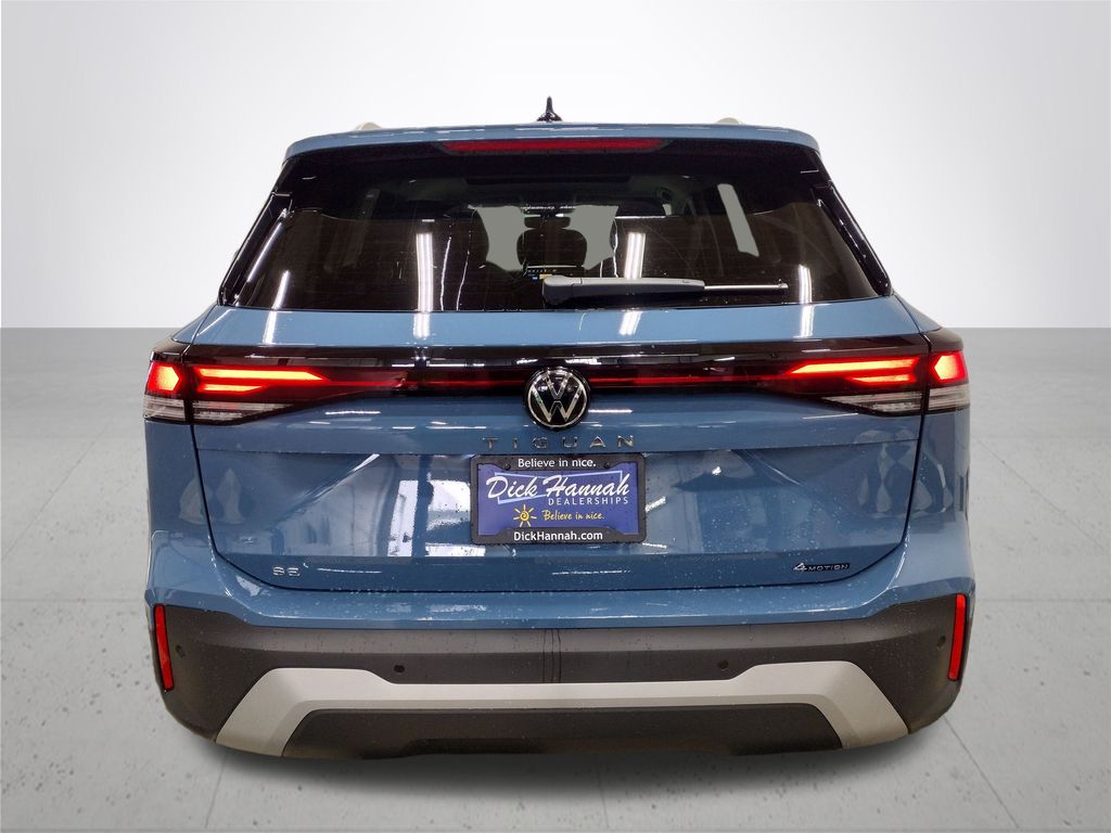 2025 Volkswagen Tiguan 2.0T SE