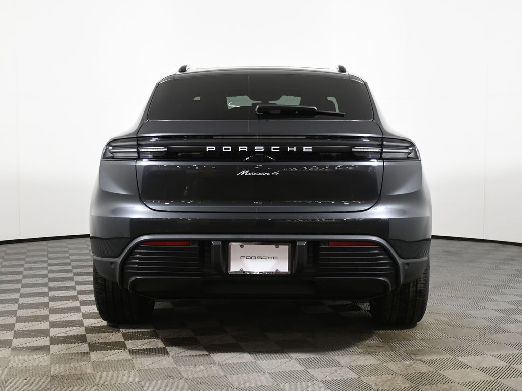 Thumbnail: 2026 Porsche Macan - 6