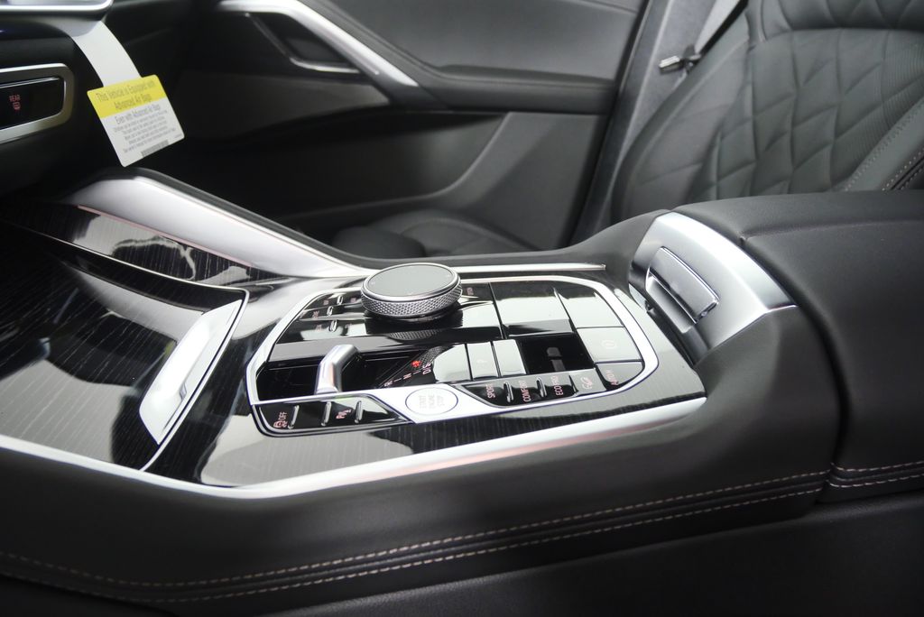 Thumbnail: 2026 BMW X6 - 20