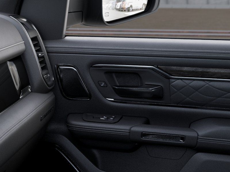 New 2026 Diamond Black Crystal Pearlcoat Ram Limited image 25