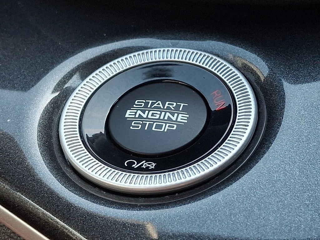 2023 Jeep Grand Cherokee Altitude X White/off-white at Carlisle Cadillac Buick GMC
