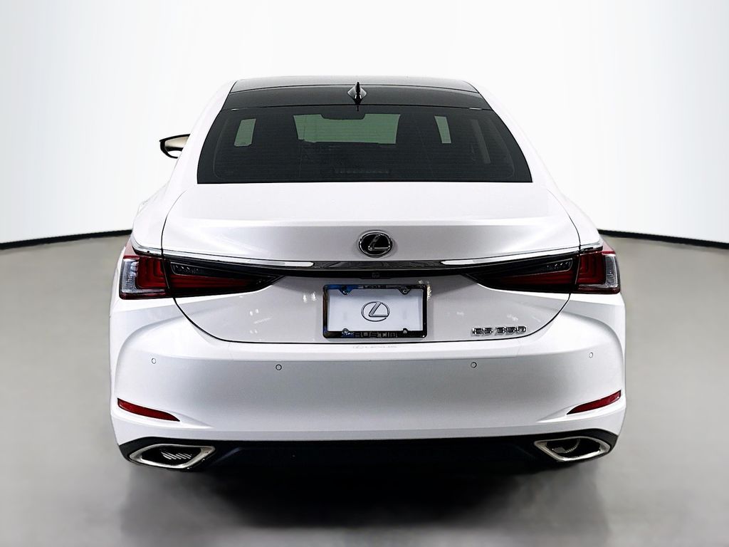 Thumbnail: 2021 Lexus ES - 6