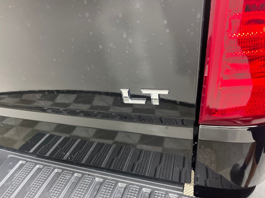 Thumbnail: 2026 Chevrolet Silverado 1500 - 17