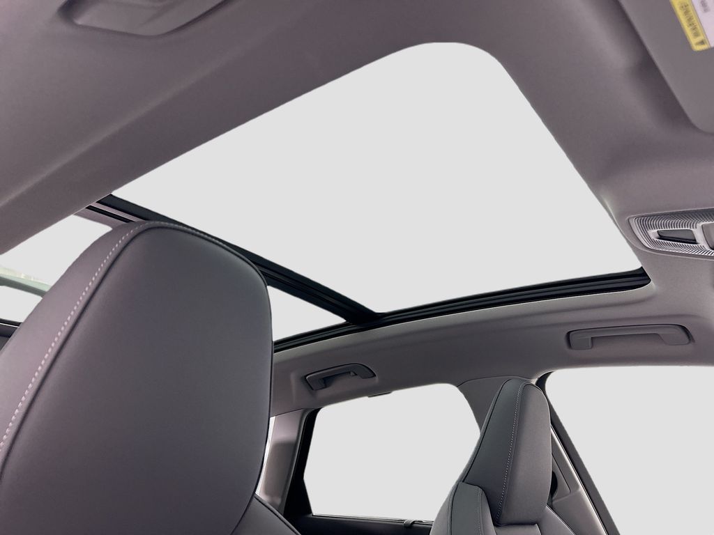 Thumbnail: 2025 Audi Q5 - 17