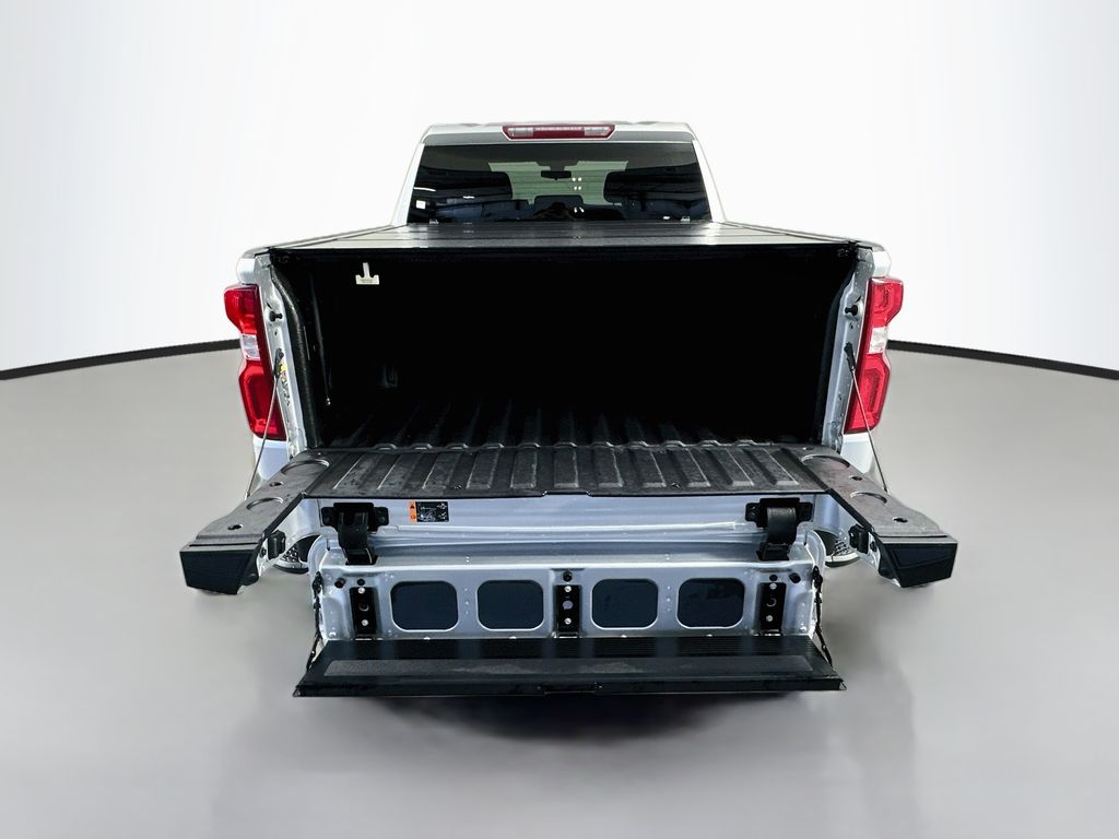 ChevroletSilverado 1500 LTD28