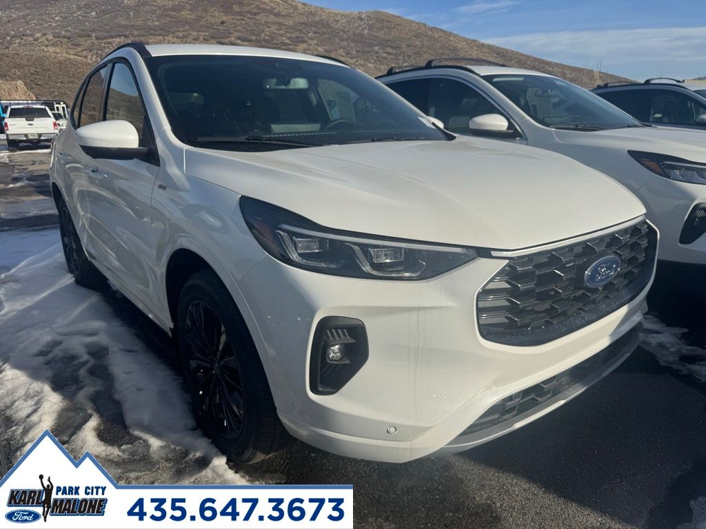 2026 Ford Escape ST-Line Elite AWD