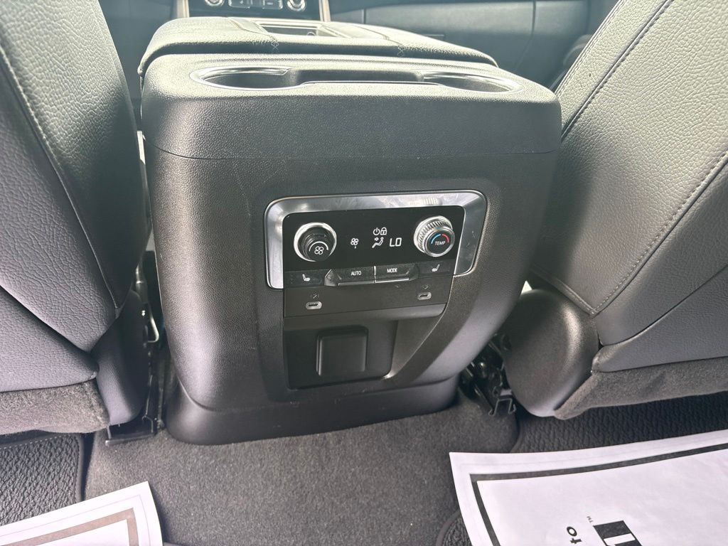Used 2024 GMC Yukon SUV