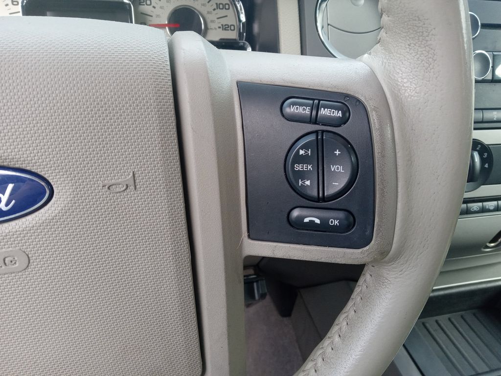 2014 Ingot Silver Metallic Ford Expedition XLT 4X4 SUV