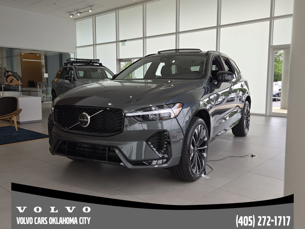 2026 Volvo XC60 B5 Ultra