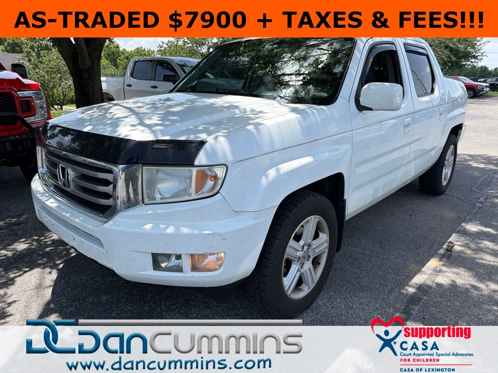 White 2013 Honda Ridgeline Pickup Truck Four-Wheel Drive 5-Speed Automatic