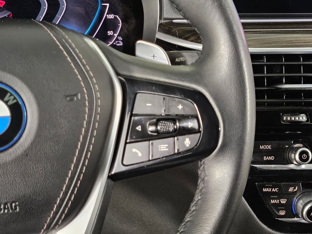 Thumbnail: 2023 BMW 5 Series - 29