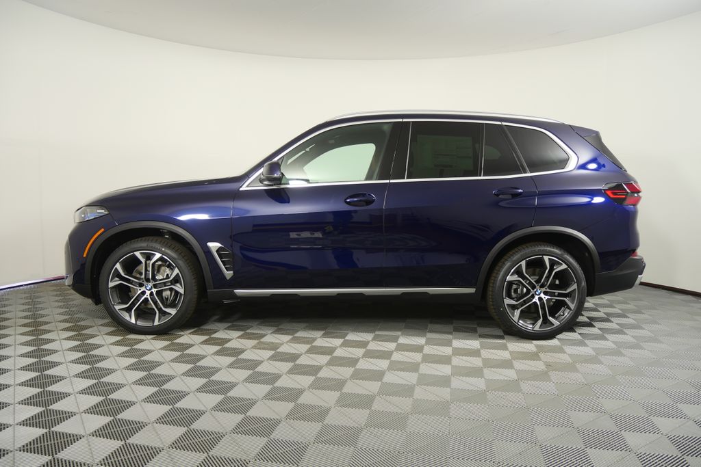 Thumbnail: 2026 BMW X5 - 6