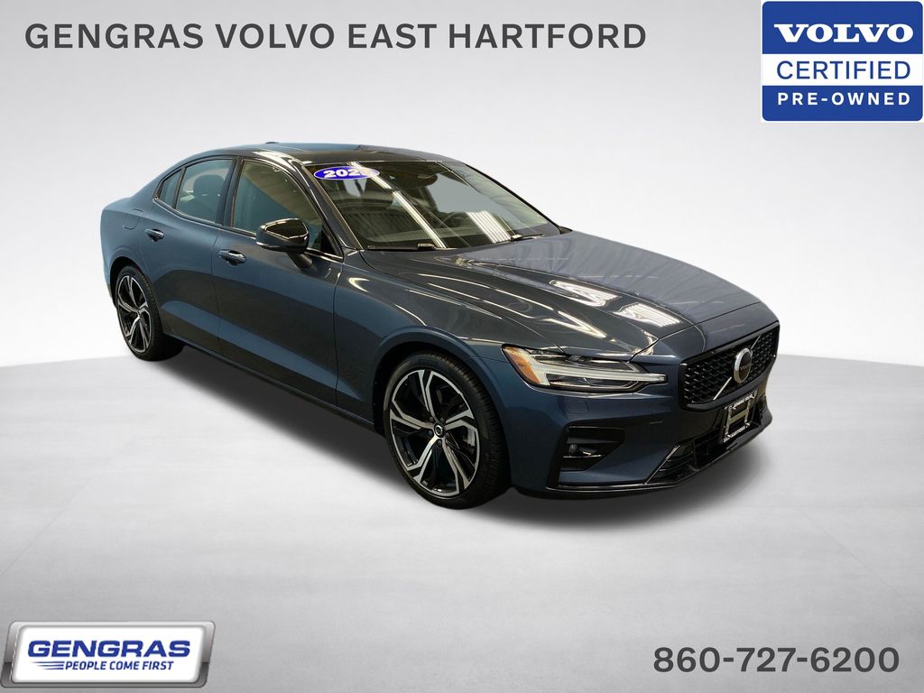 Denim Blue Metallic 2025 Volvo S60 Sedan All-Wheel Drive Automatic