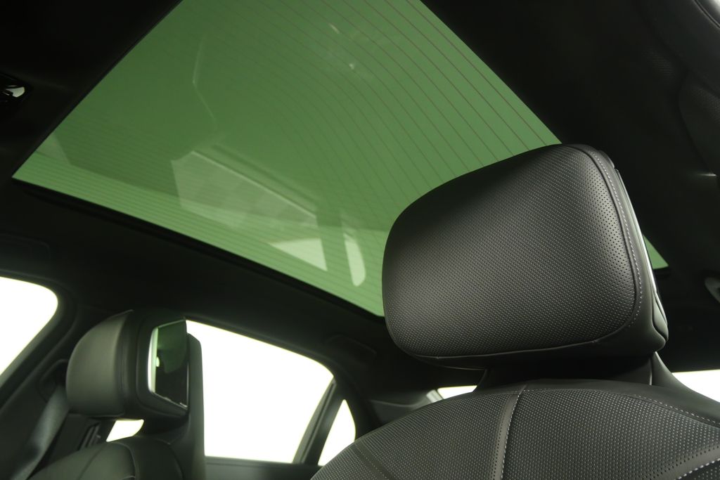 Thumbnail: 2026 BMW i7 - 11