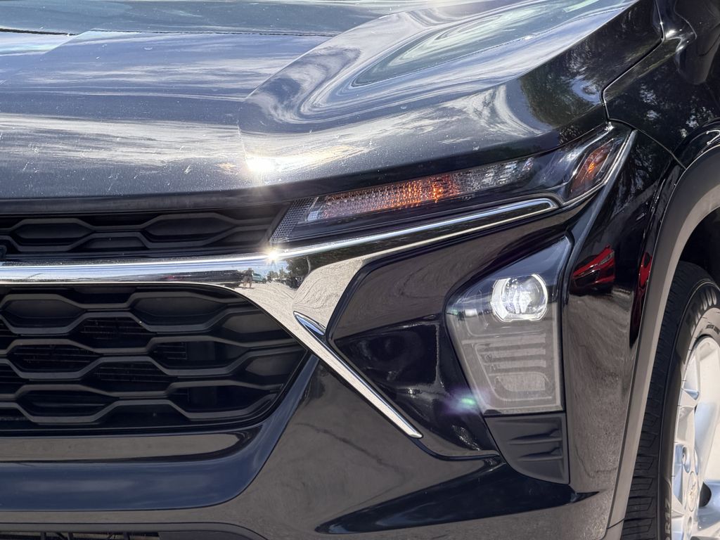 used 2024 Chevrolet Trax car, priced at $17,591