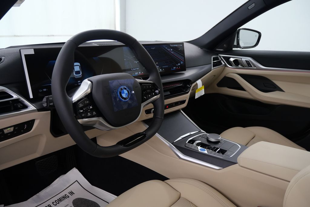 2025 BMW i4 eDrive40 12