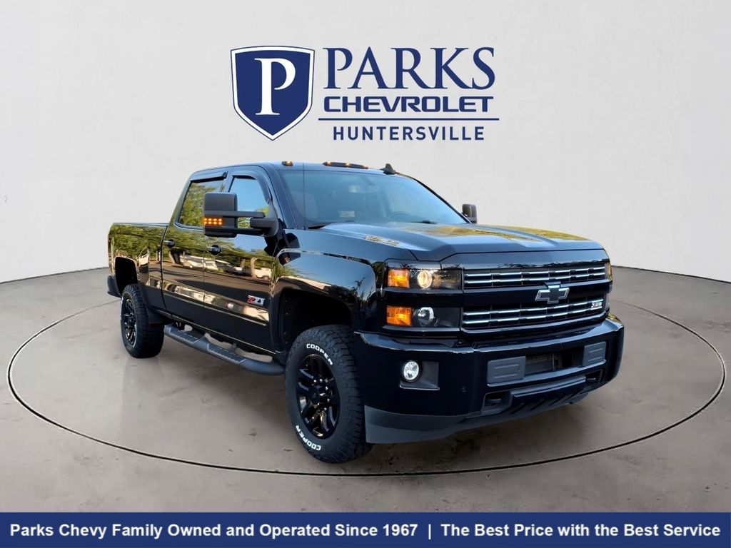 Black 2018 Chevrolet Silverado 2500HD Pickup Truck Four-Wheel Drive 6-Speed Automatic Overdrive